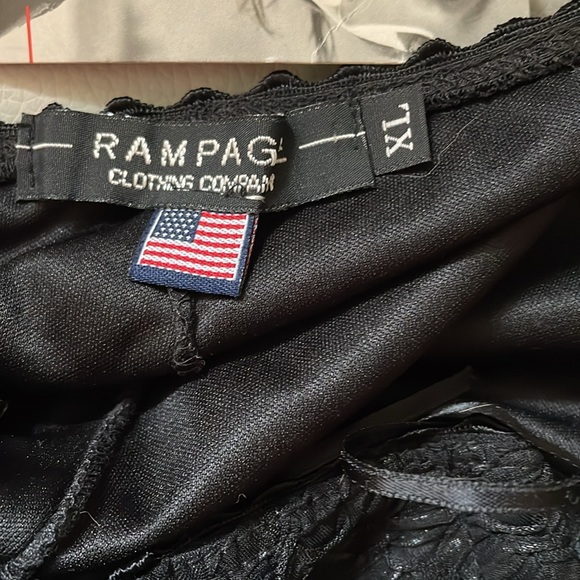 Rampage Black Lacey Corset Style Tank Top NWT - Picture 8 of 8